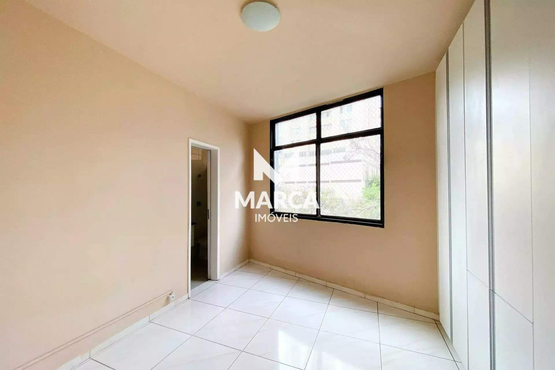 Apartamento para aluguel no Coração de Jesus: