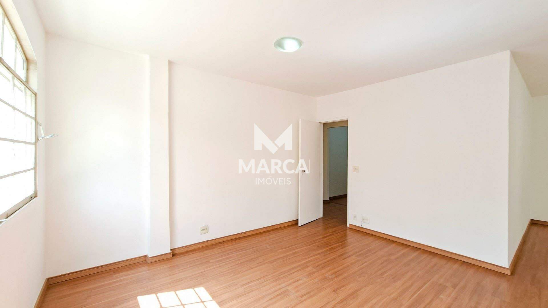 Apartamento para aluguel no Coração de Jesus: