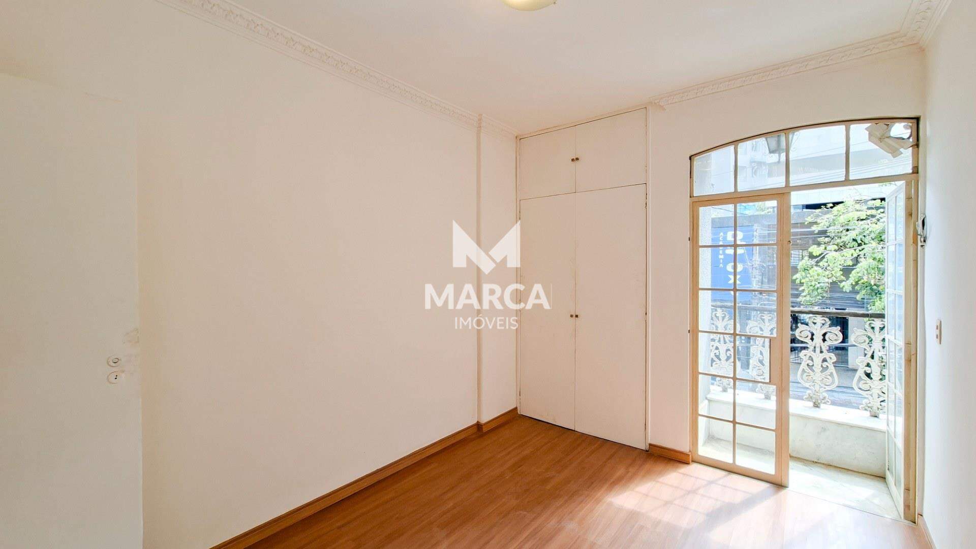 Apartamento para aluguel no Coração de Jesus: