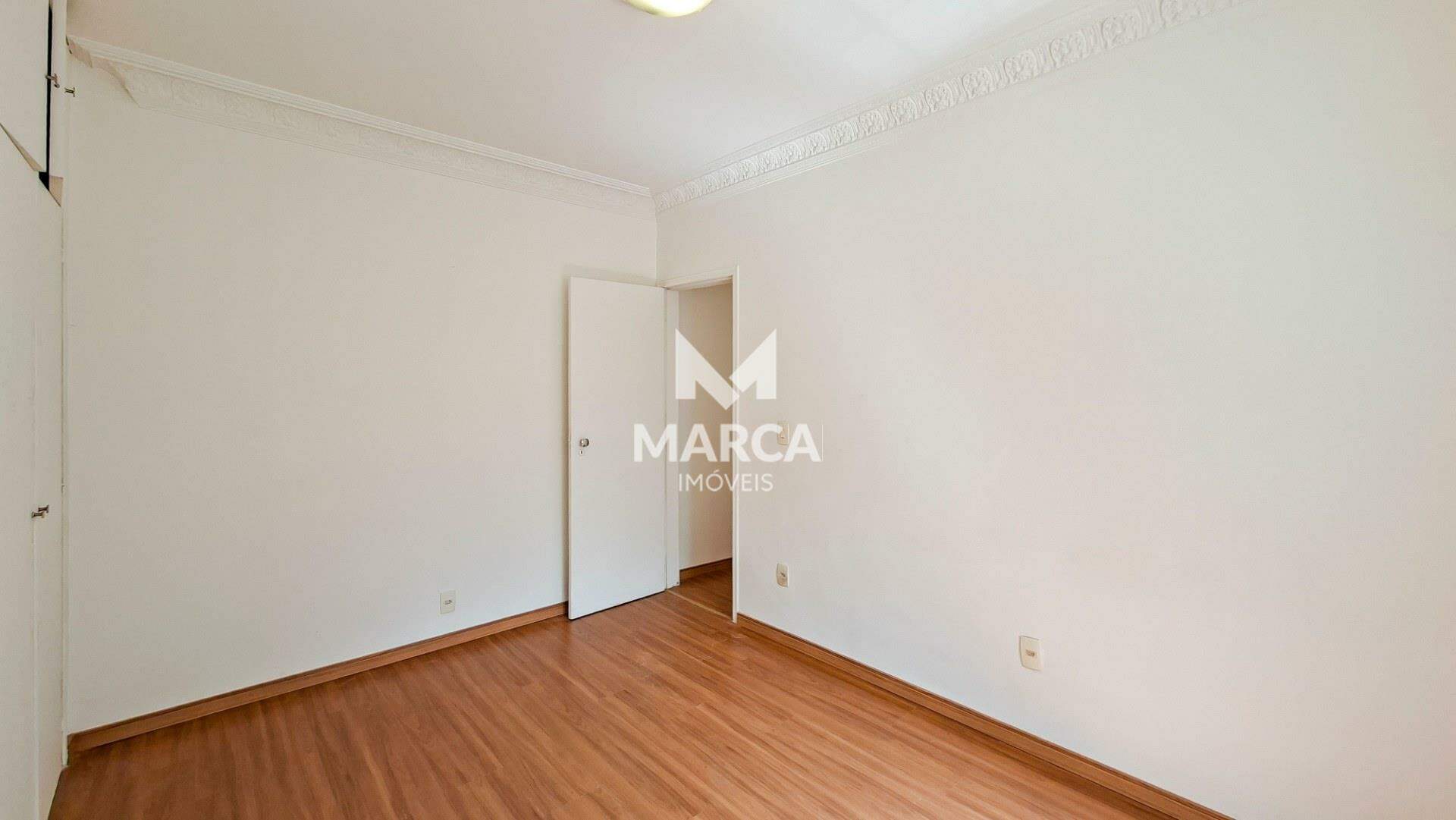 Apartamento para aluguel no Coração de Jesus:
