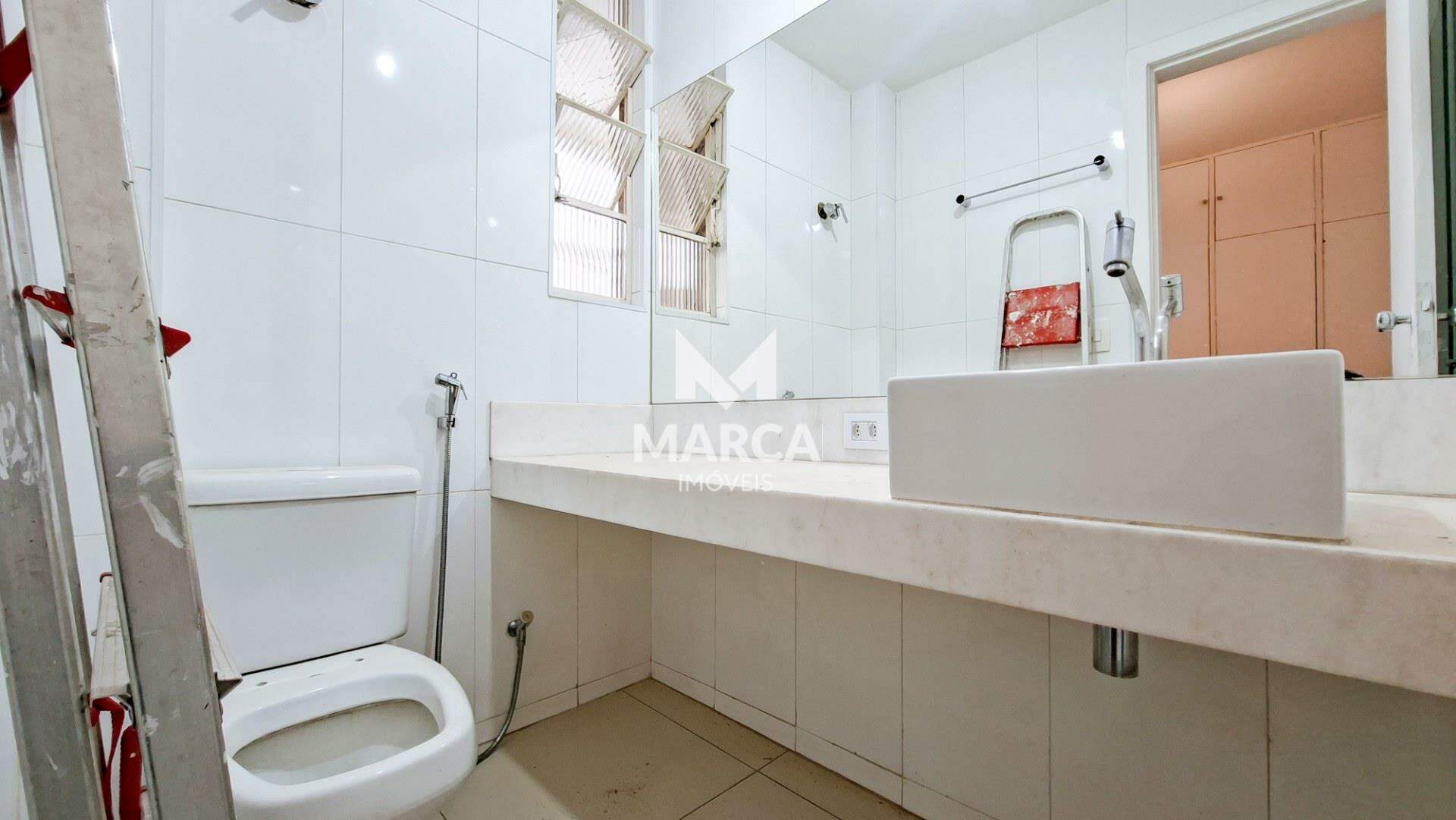 Apartamento para aluguel no Coração de Jesus:
