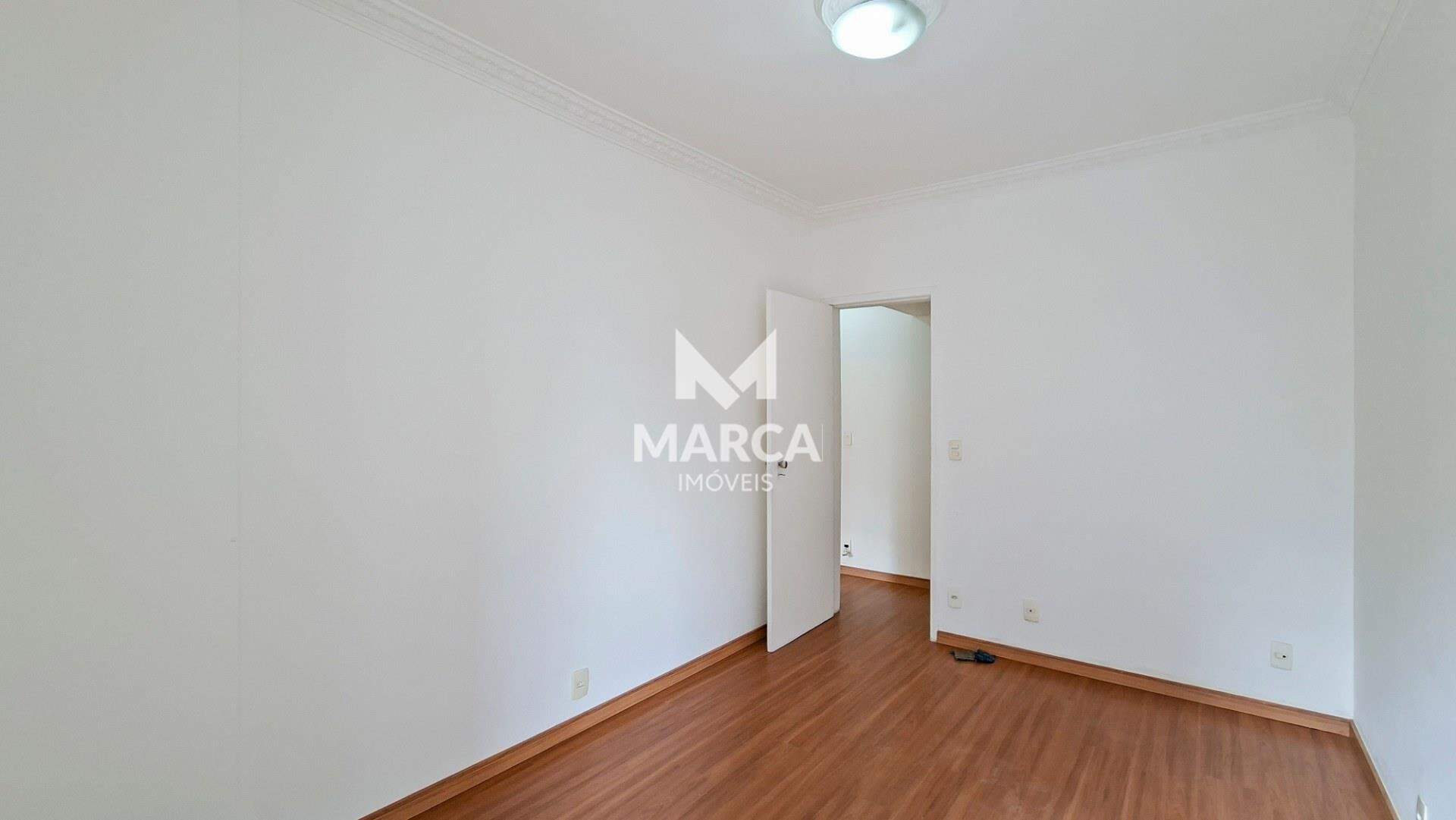 Apartamento para aluguel no Coração de Jesus: