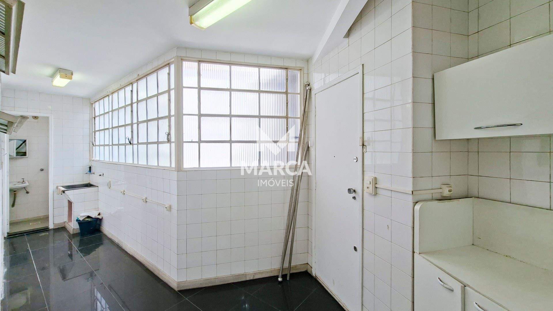 Apartamento para aluguel no Coração de Jesus: