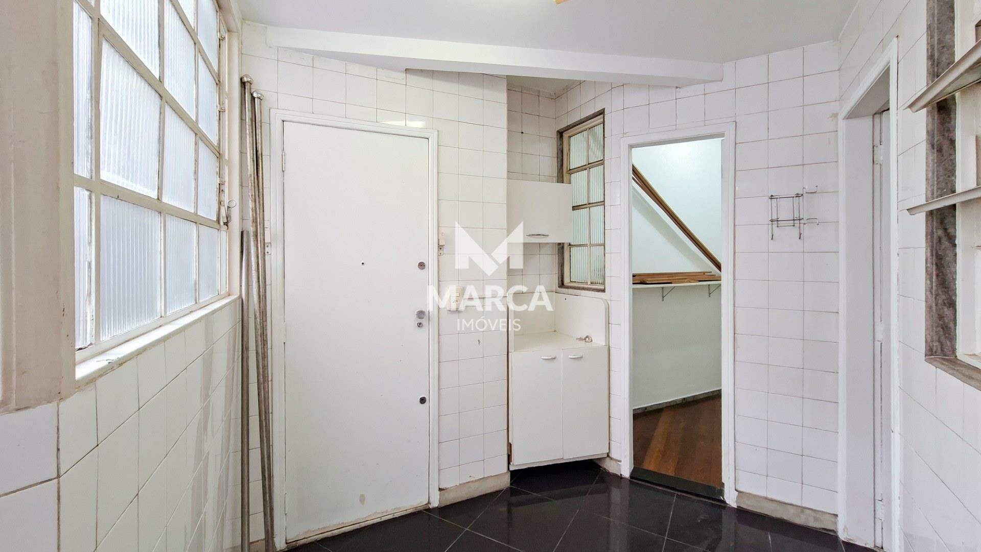 Apartamento para aluguel no Coração de Jesus:
