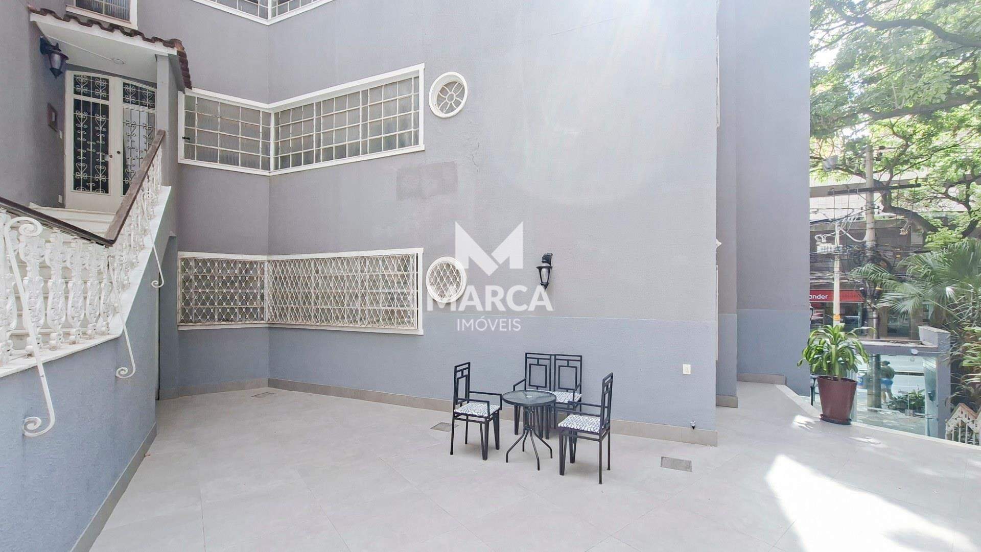 Apartamento para aluguel no Coração de Jesus: