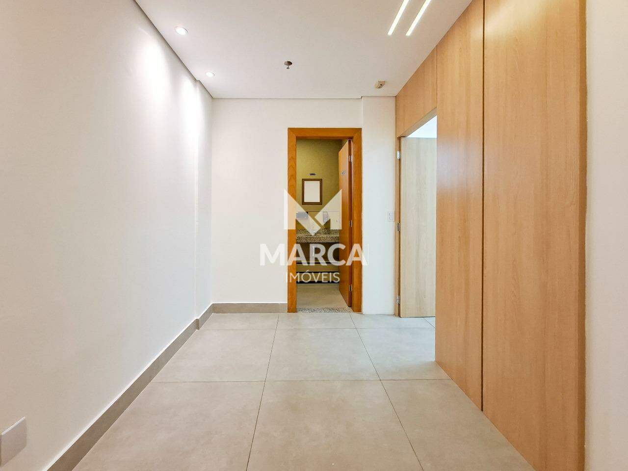 Sala para aluguel no Lourdes: