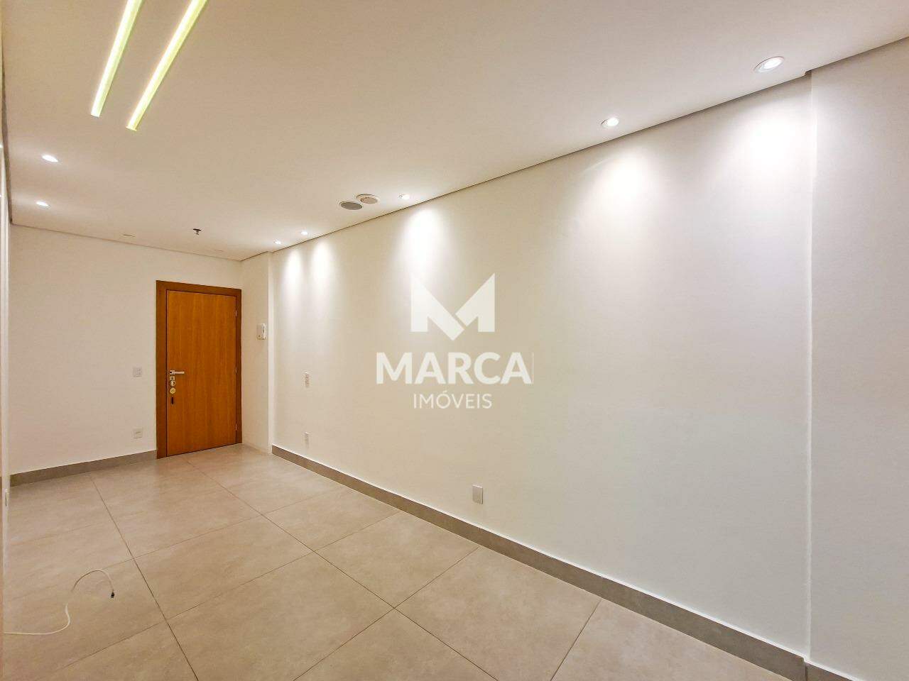 Sala para aluguel no Lourdes: