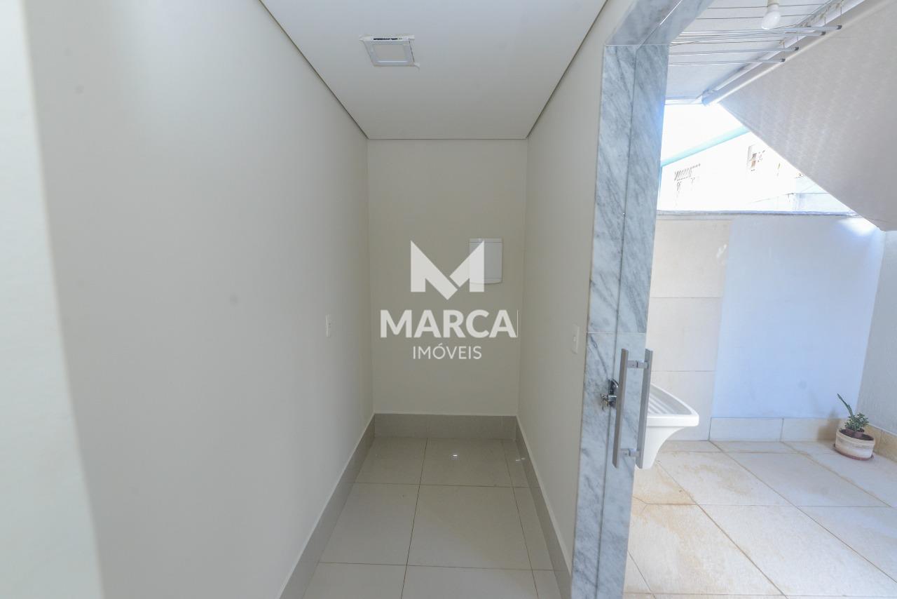 Área privativa para aluguel no Santo Antônio: 