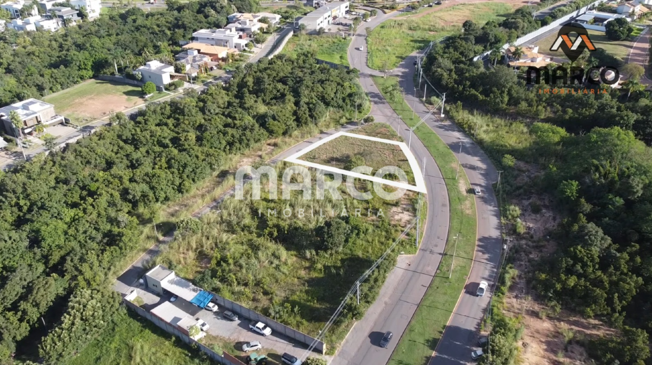 Terreno l 703m² l Av. dos Florais l Cuiabá - MT 