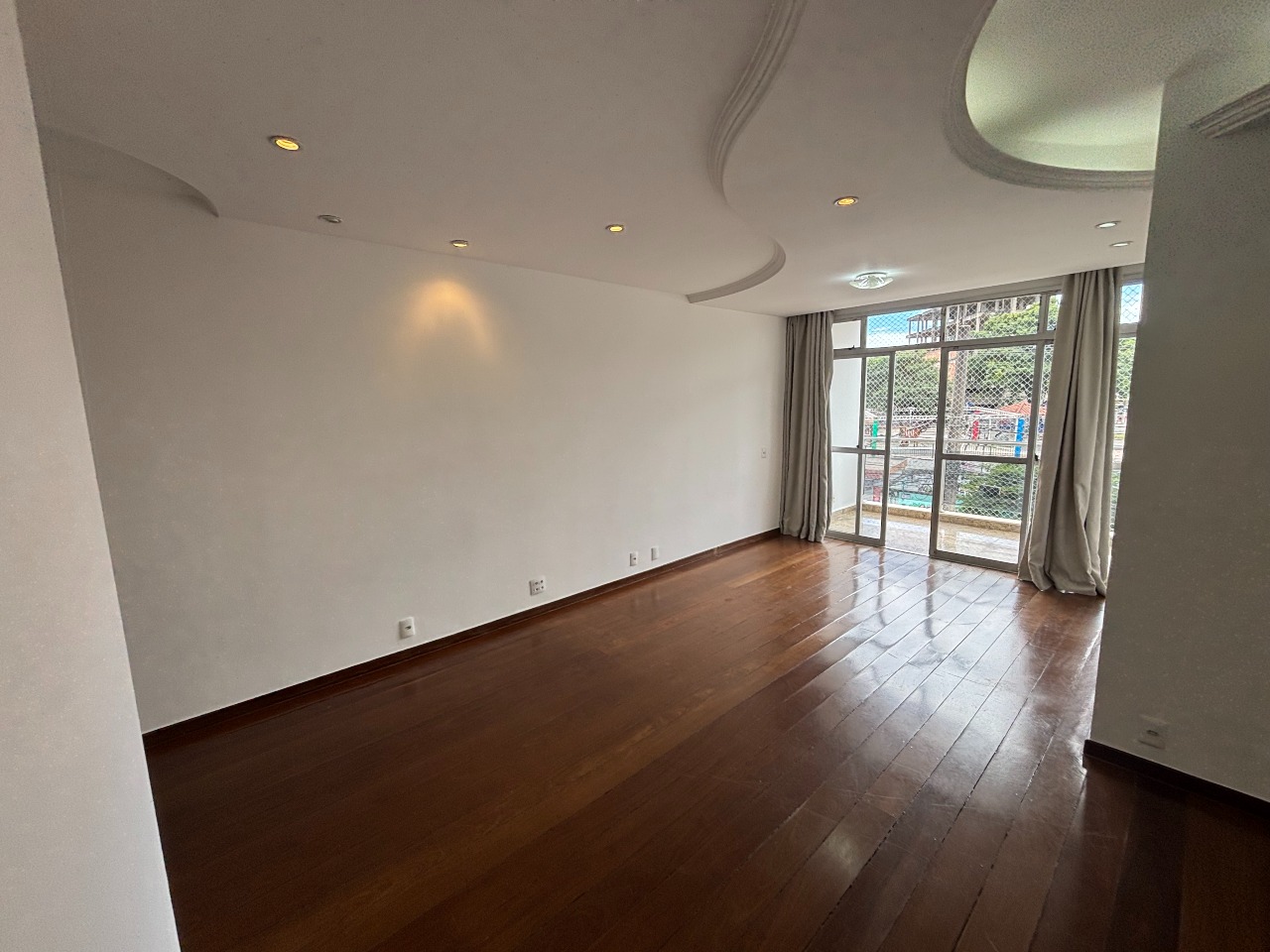 Apartamento para aluguel no Angola: 