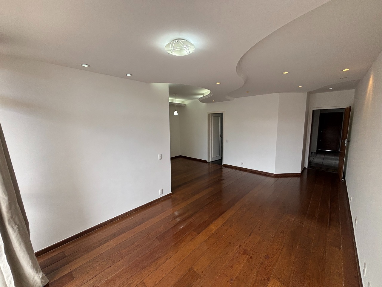 Apartamento para aluguel no Angola: 