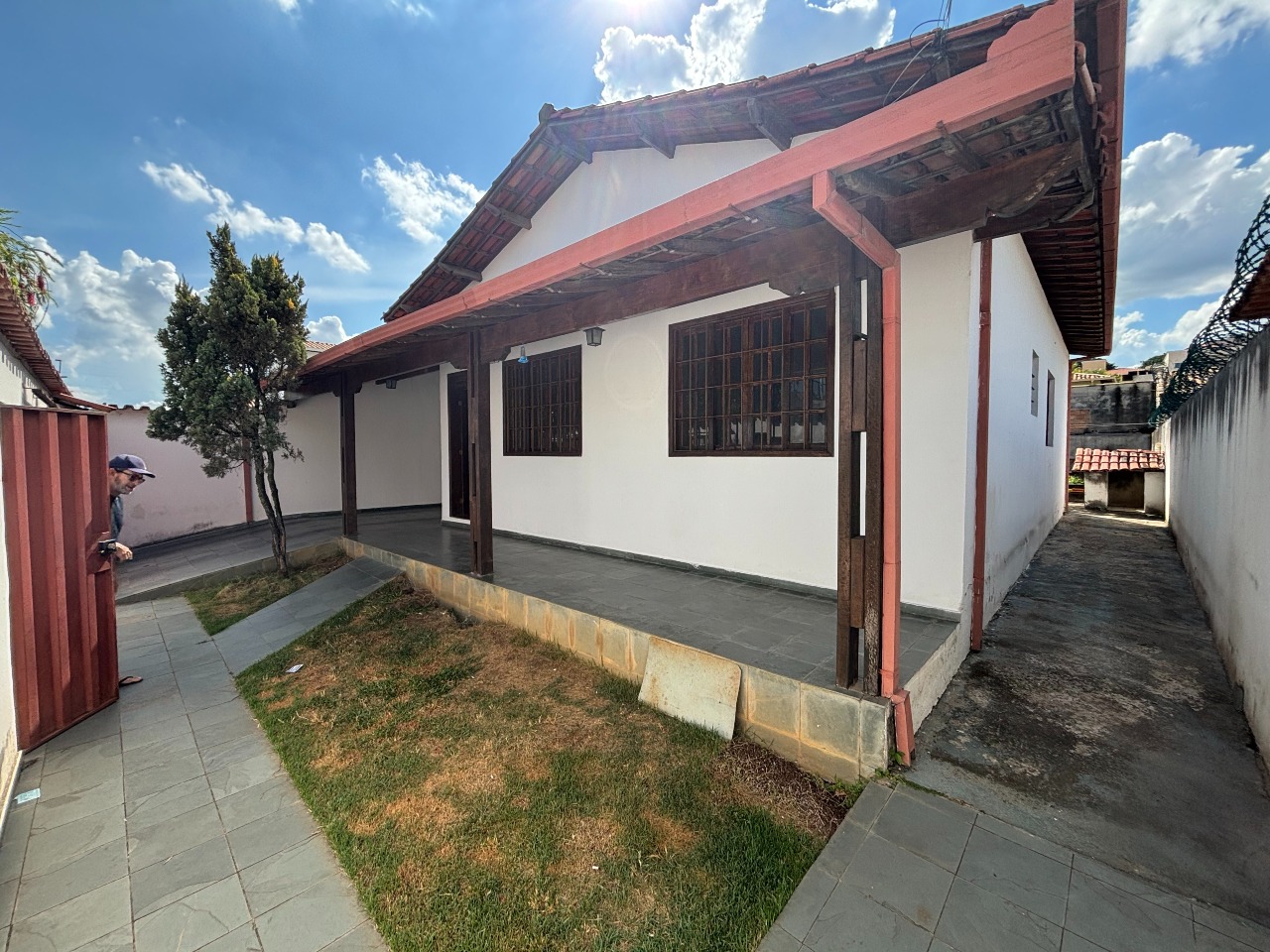 Casa para aluguel no Ingá: 