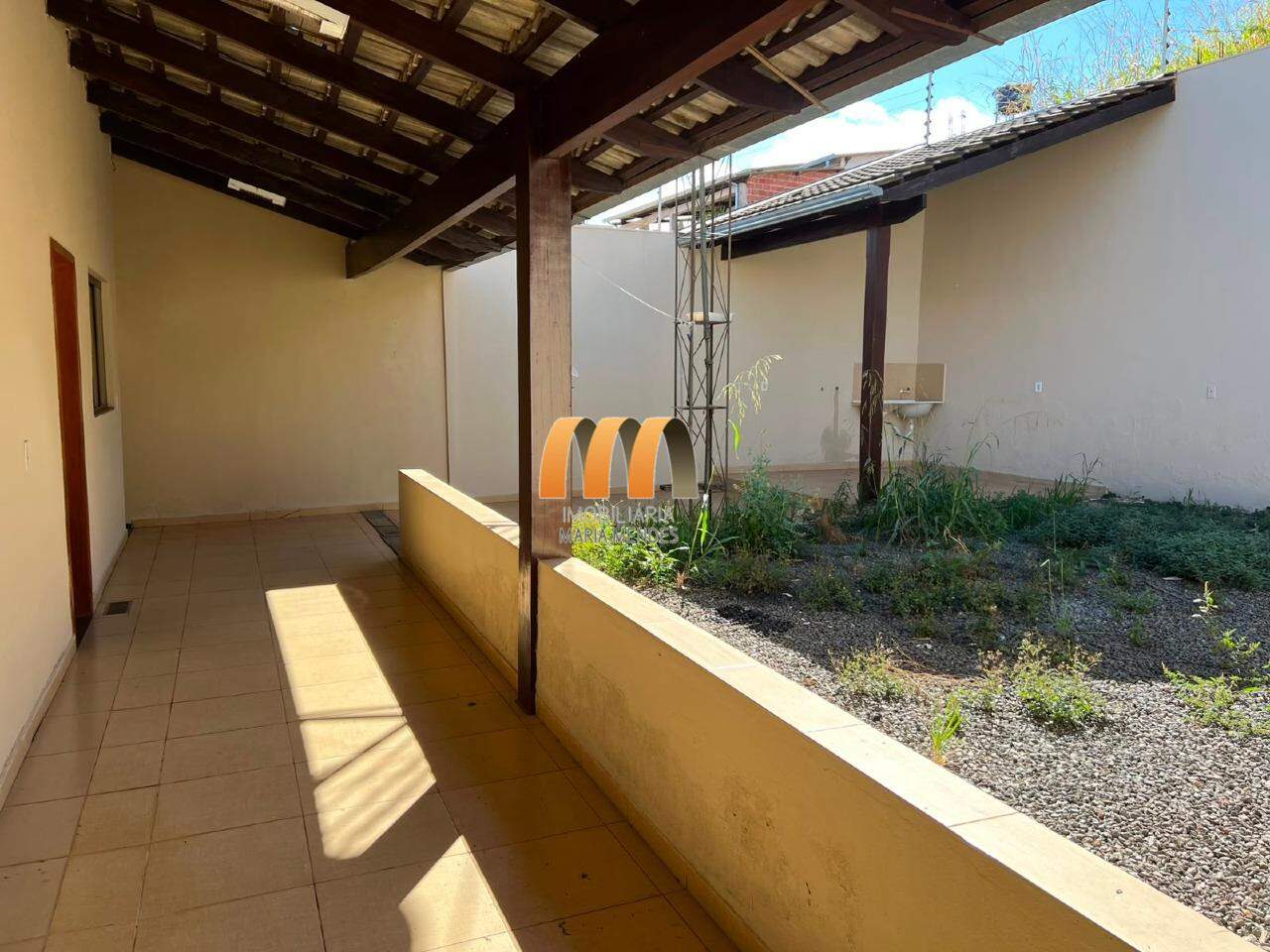Casa para aluguel no Res. Centenario: 