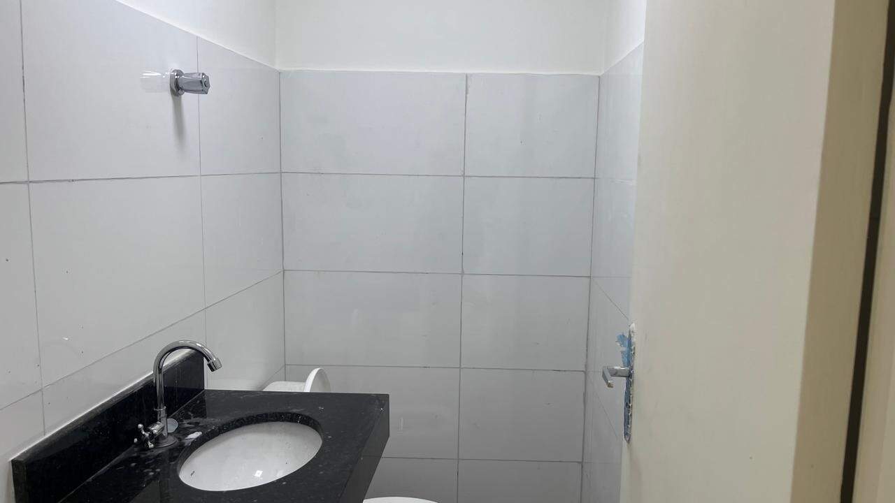 Sala para aluguel no Vila Gois: Banheiro