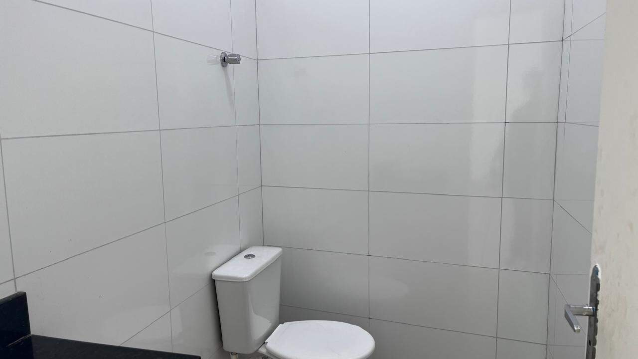 Sala para aluguel no Vila Gois: Banheiro