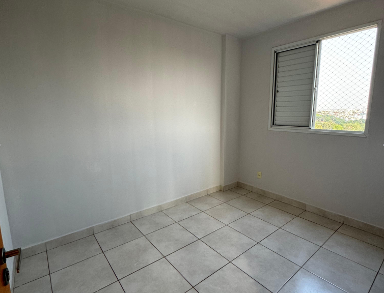 Apartamento para aluguel no Jardim Alexandrina: 