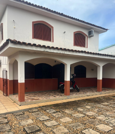 Casa Comercial para aluguel no Centro: 