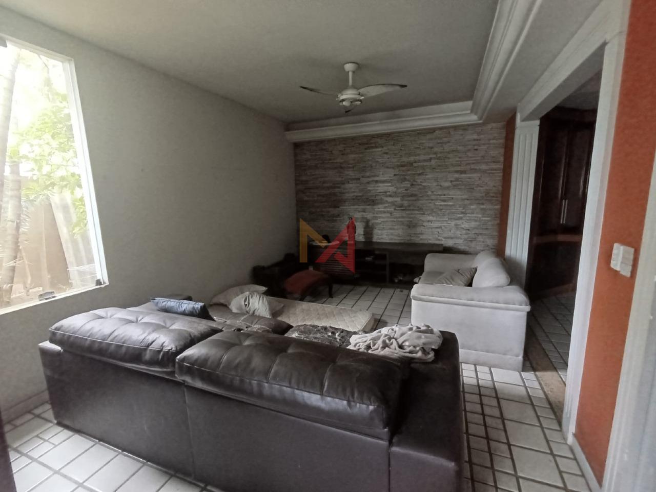 Casa à venda no PRAIA DA COSTA: 