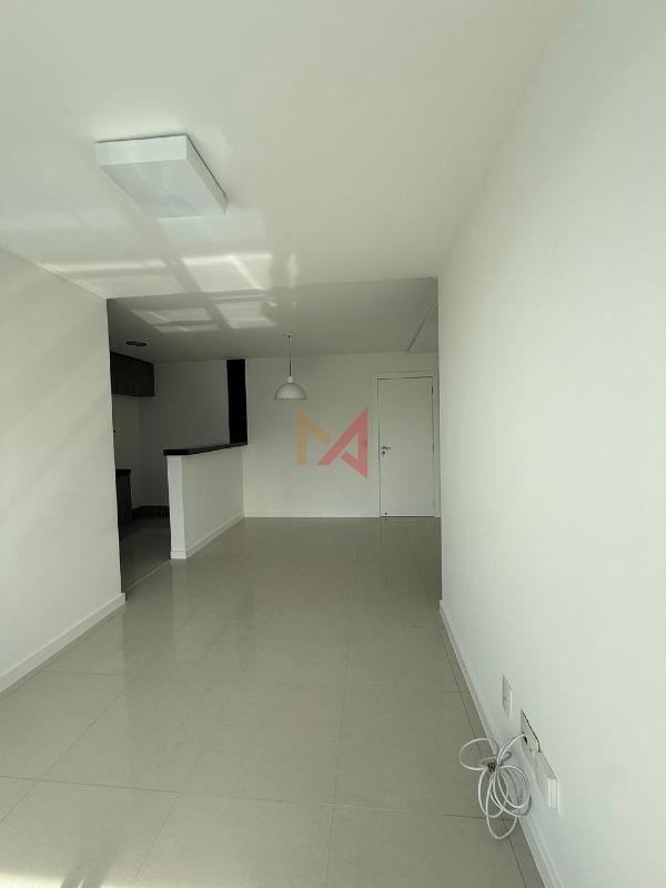 Apartamento para aluguel no Itapuã: 