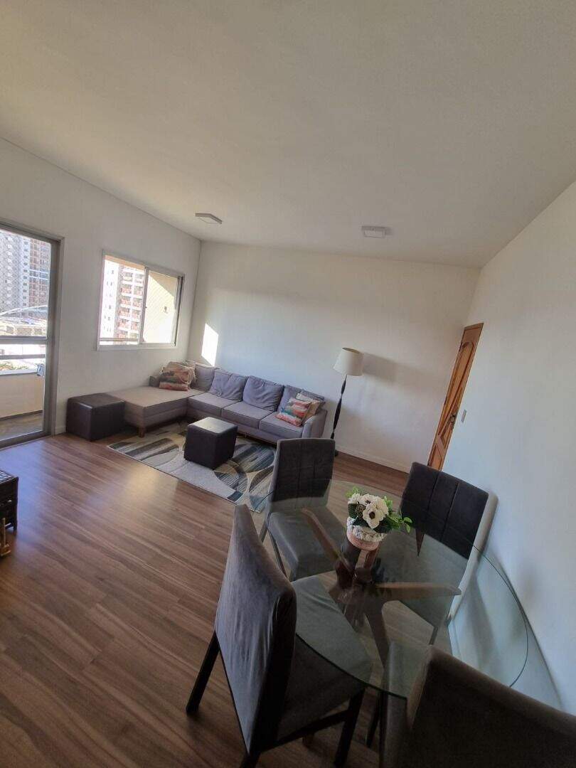 Apartamento à venda no Planalto: 