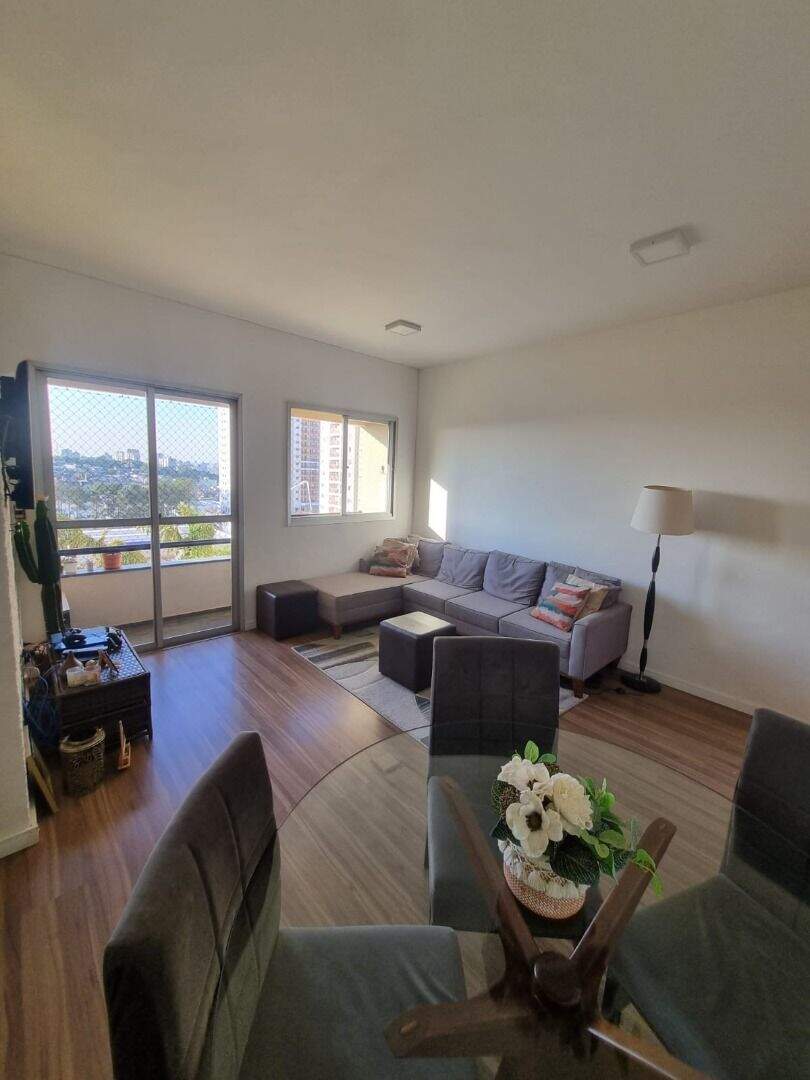 Apartamento à venda no Planalto: 