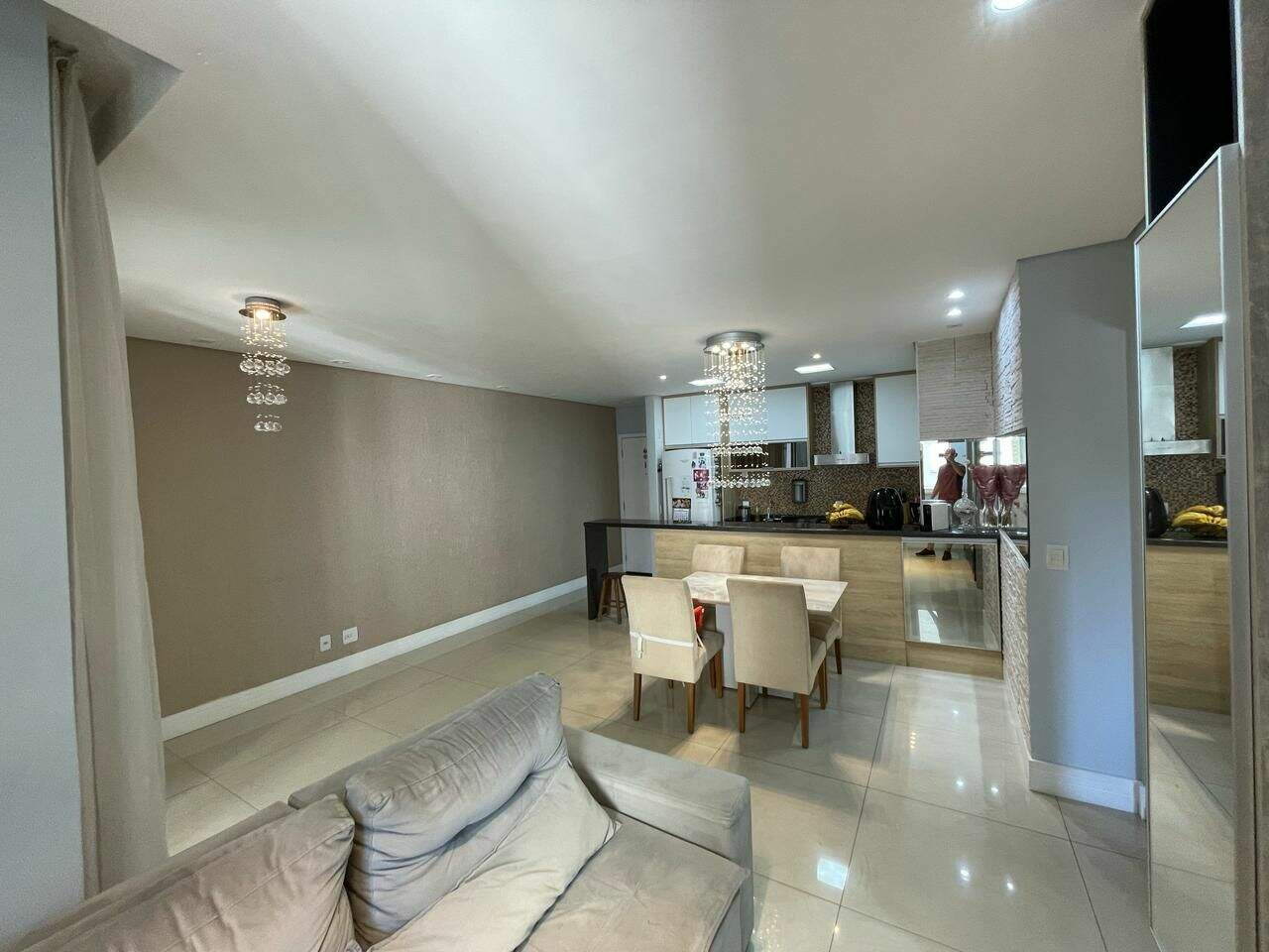 Apartamento à venda no Planalto: 