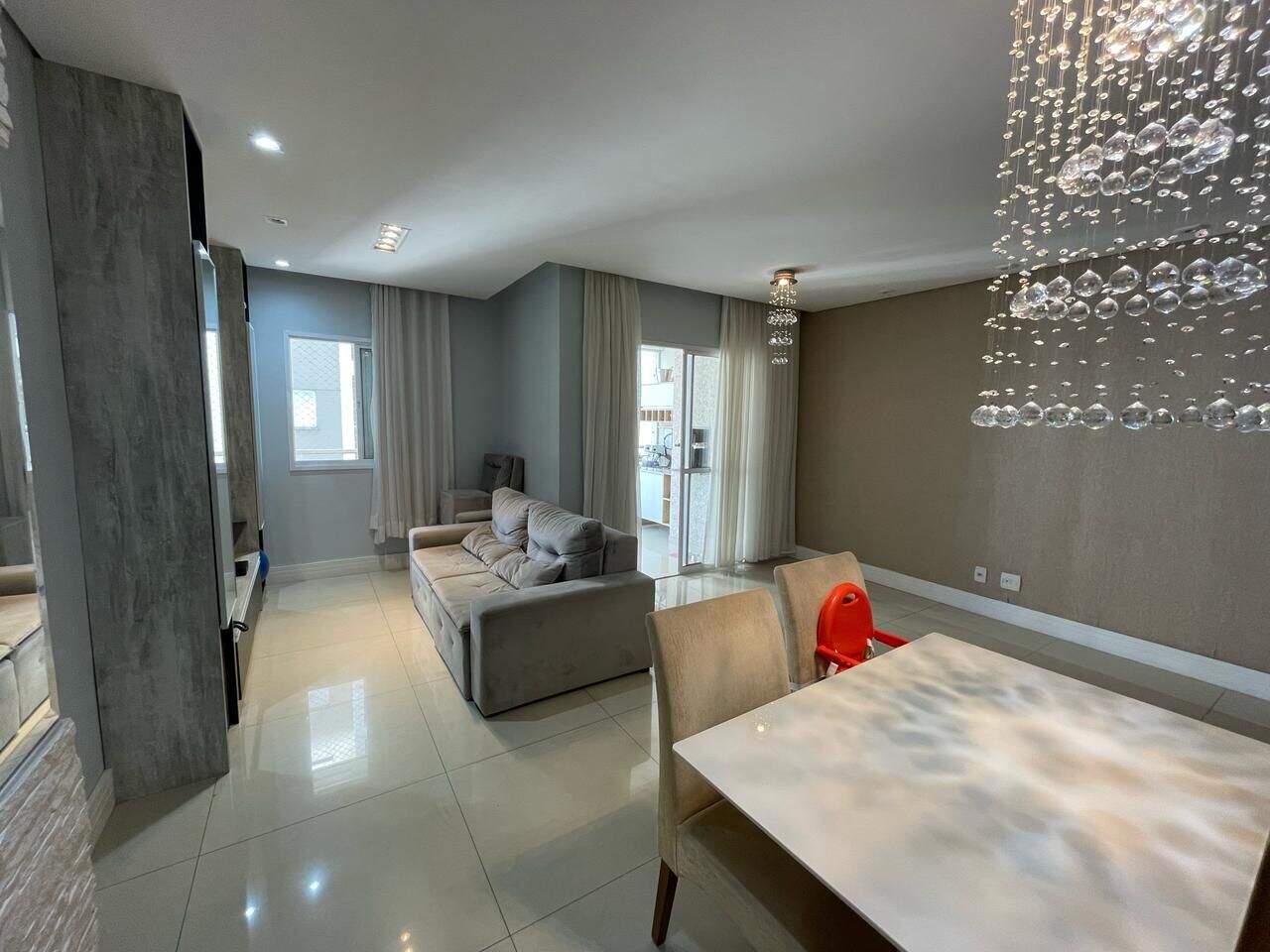 Apartamento à venda no Planalto: 