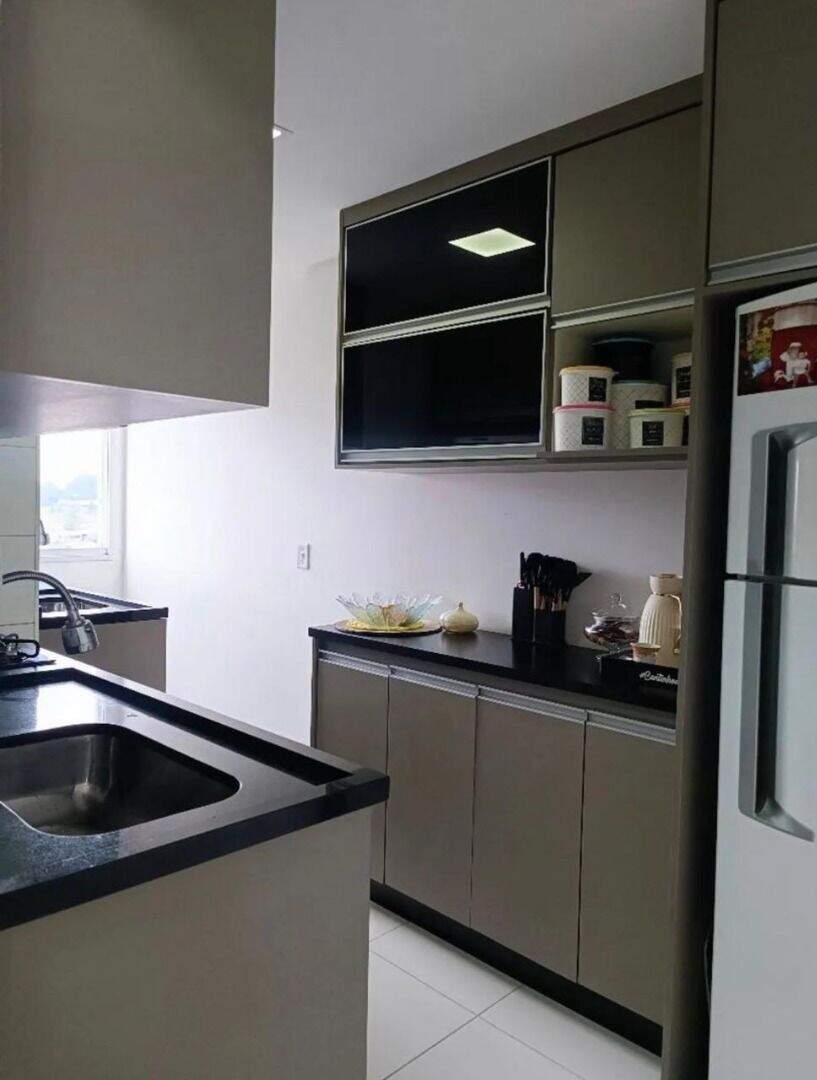 Apartamento à venda no Ferrazópolis: 