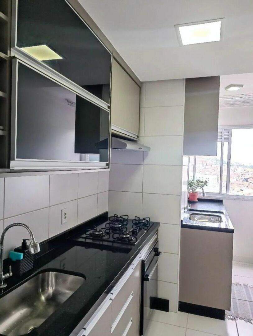 Apartamento à venda no Ferrazópolis: 
