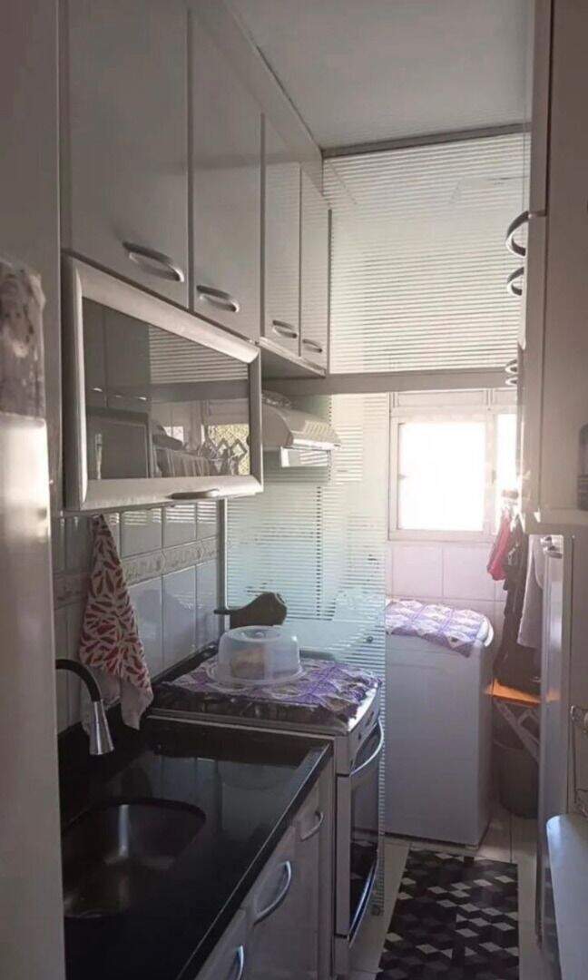 Apartamento à venda no Santa Terezinha: 