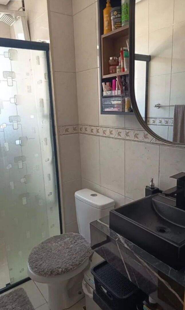 Apartamento à venda no Santa Terezinha: 