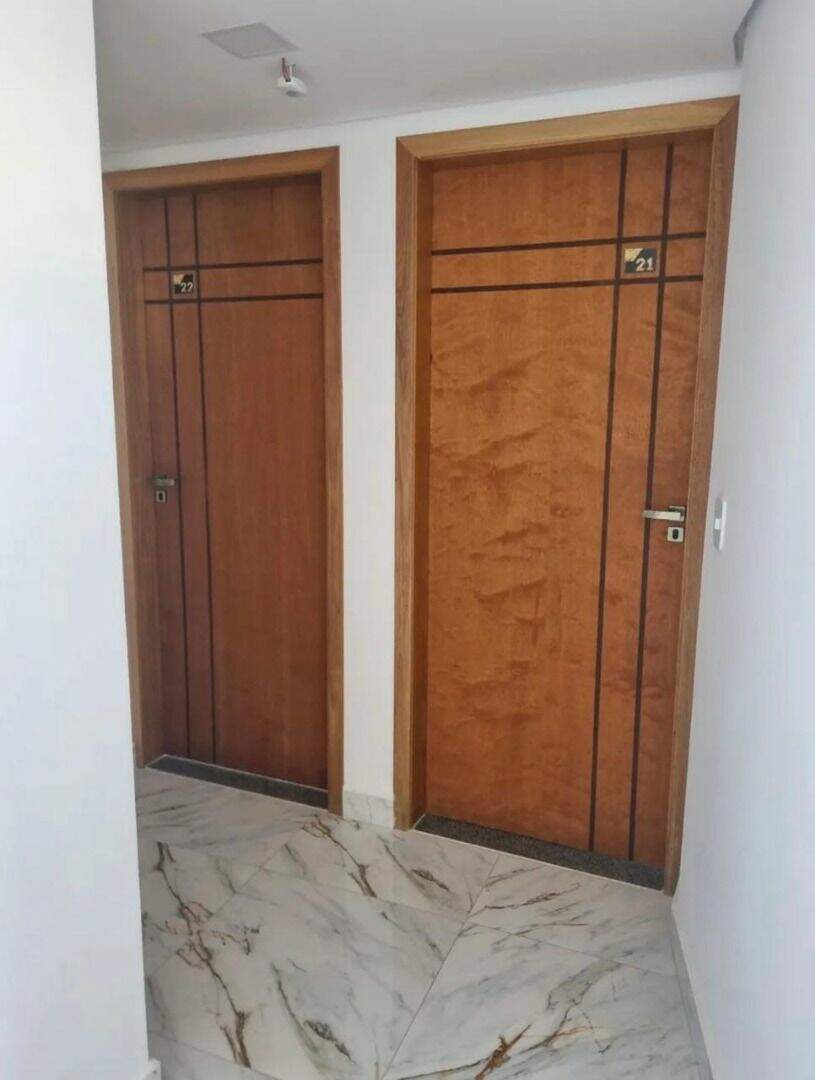 Apartamento à venda no Jardim Lavínia: 