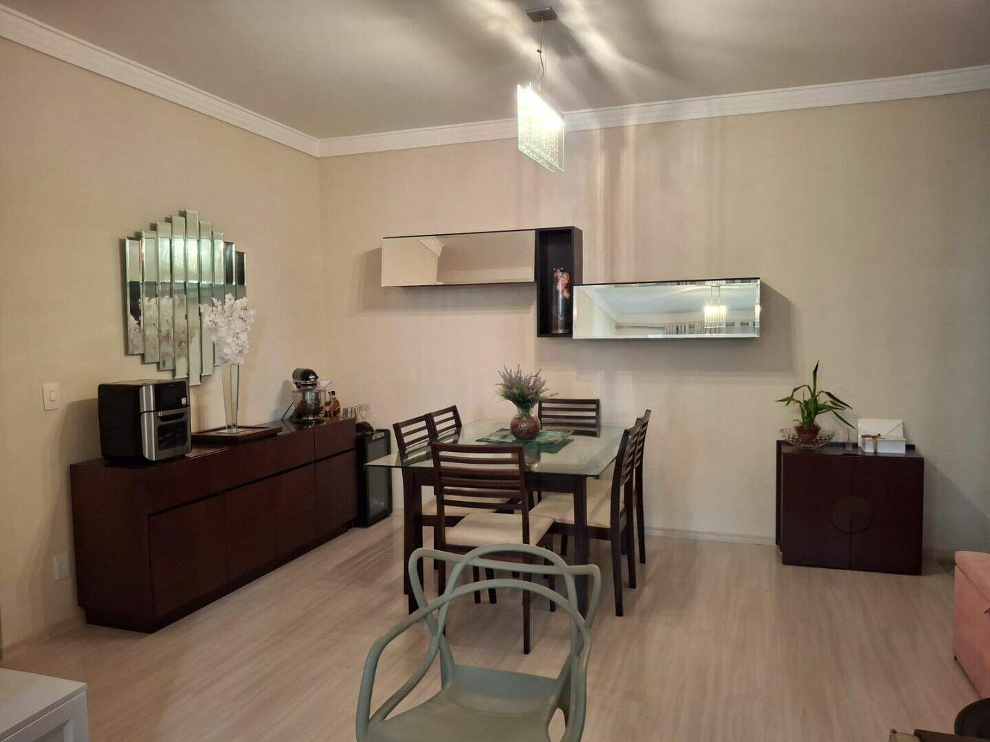 Apartamento à venda no Planalto: 