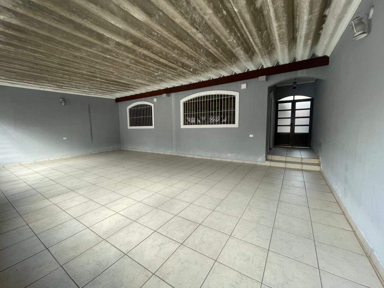 Casa à venda no Jardim Beatriz: 