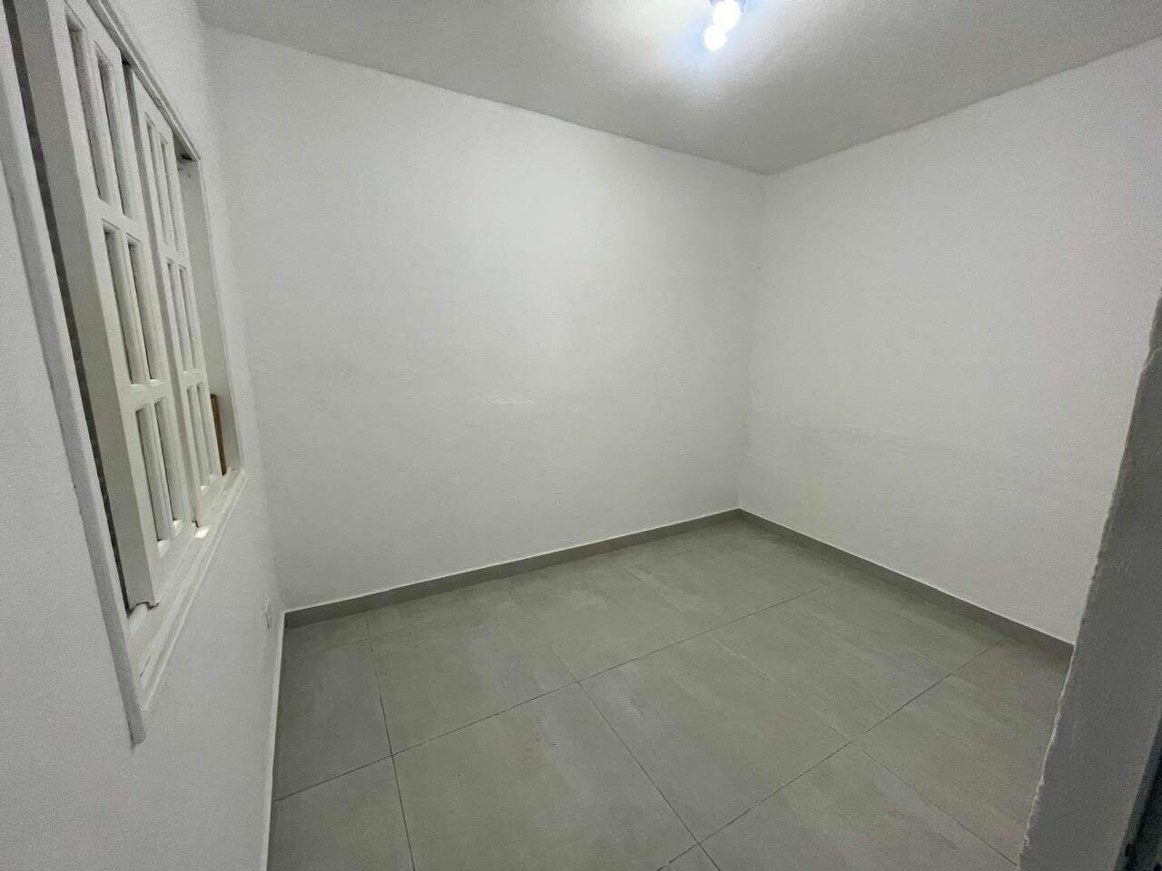 Casa para aluguel no Planalto: 