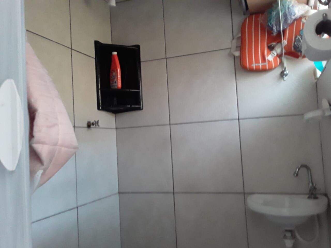 Casa à venda no Jardim Calux: 
