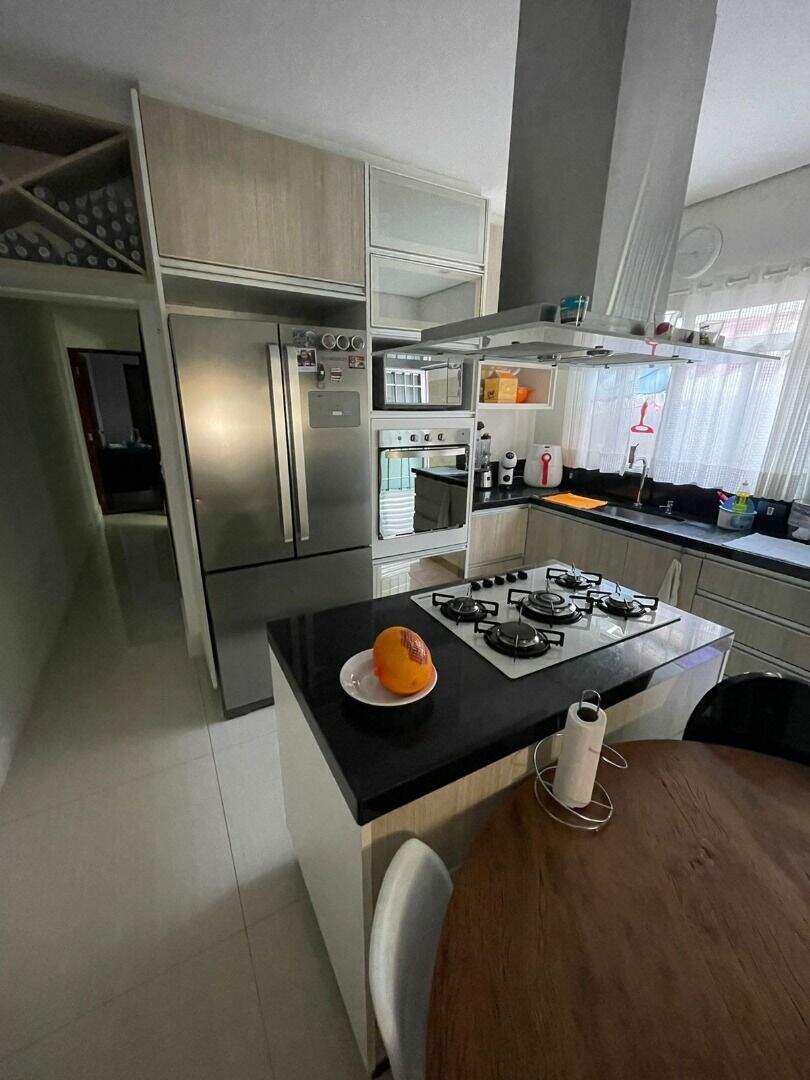 Casa à venda no Paulicéia: 