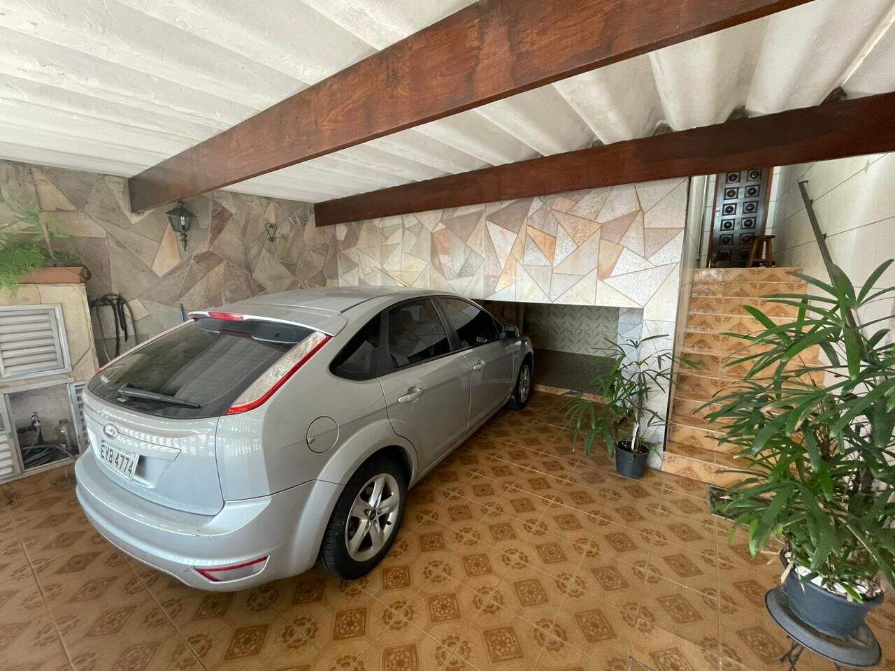Casa à venda no Planalto: 