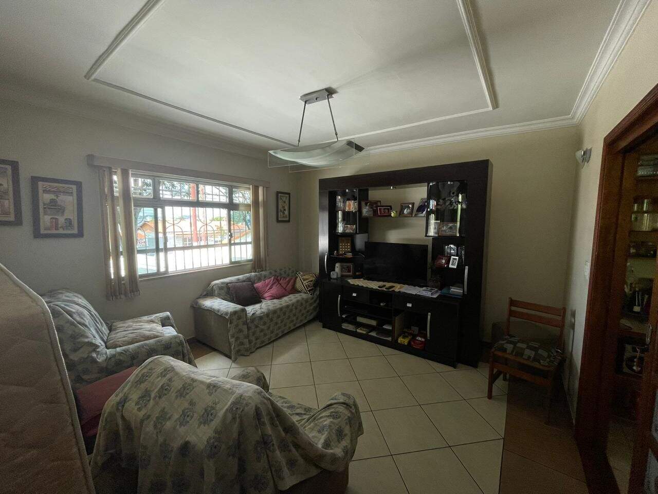 Casa à venda no Planalto: 