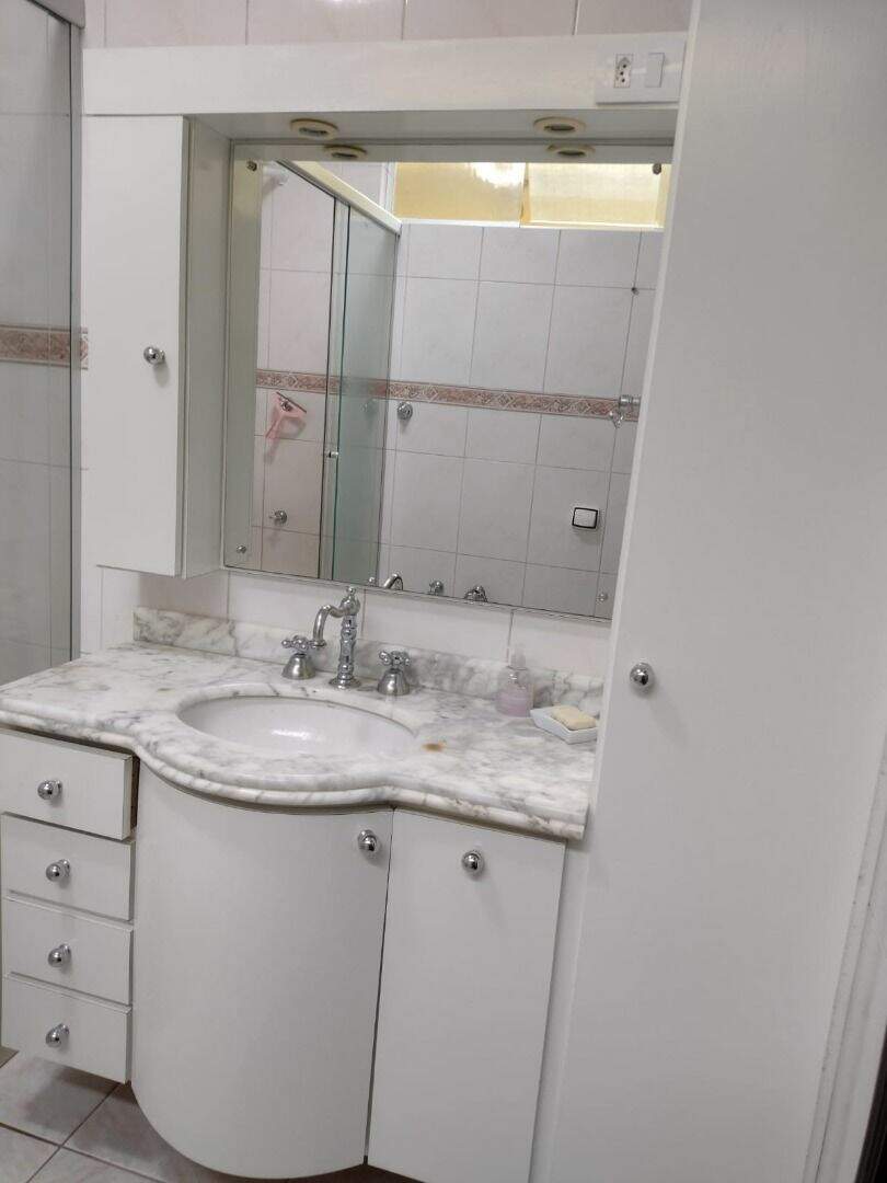 Casa à venda no Jardim Irajá: 