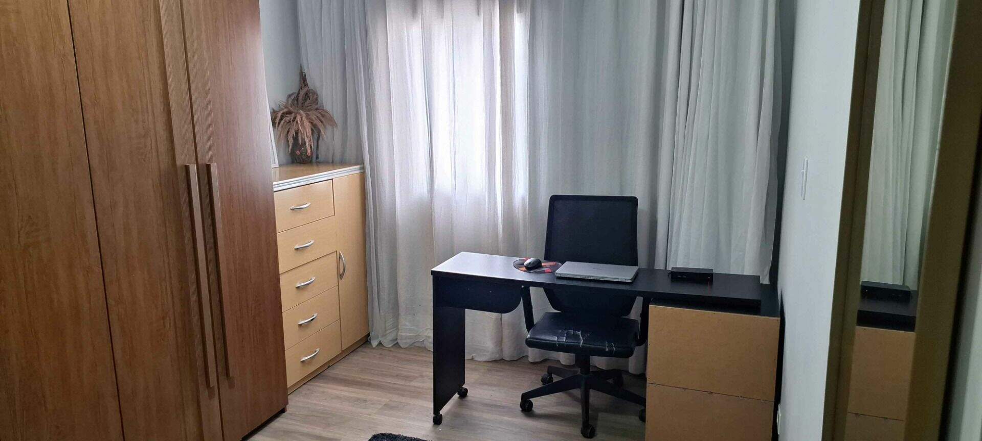 Casa à venda no Jardim Calux: 
