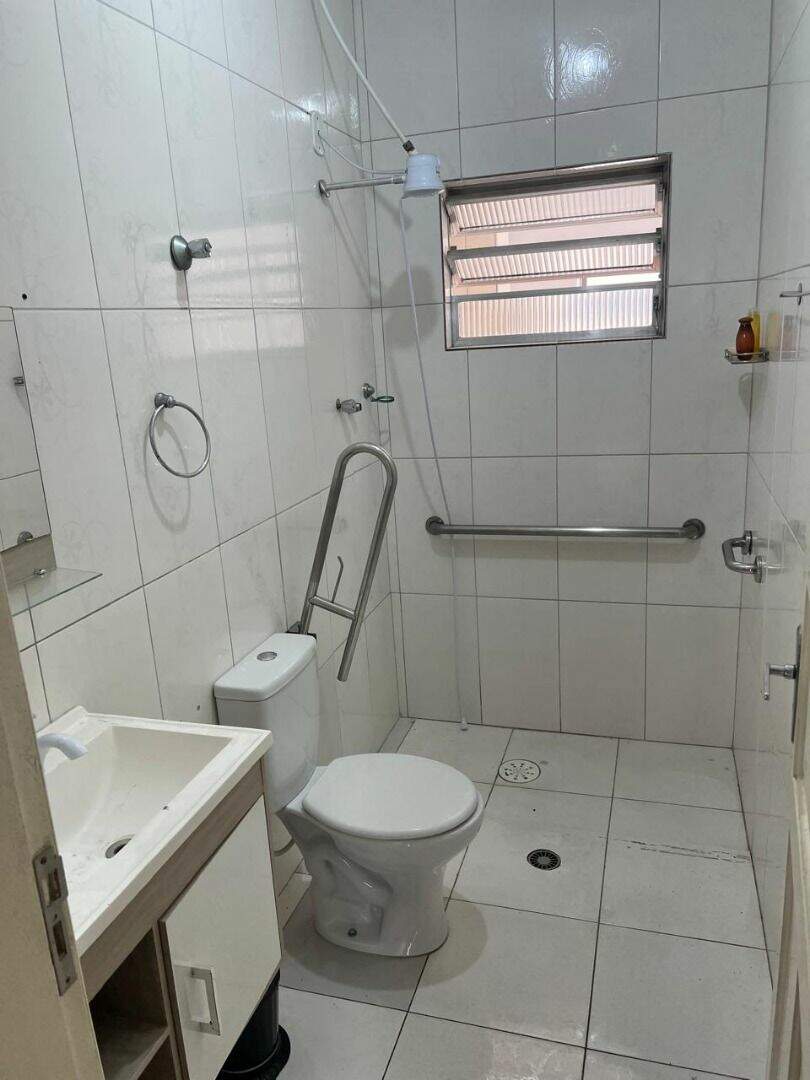 Casa à venda no Jardim Calux: 