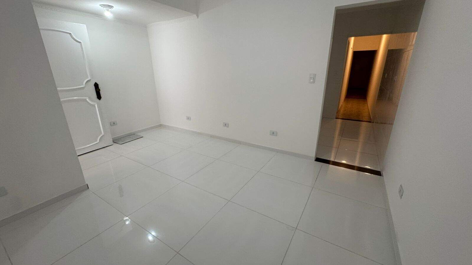 Casa para aluguel no Jardim Brasilândia: 