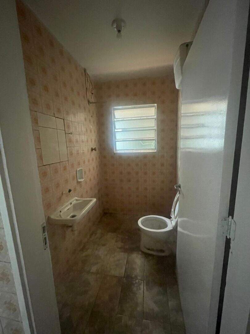 Casa para aluguel no Vila Euro: 