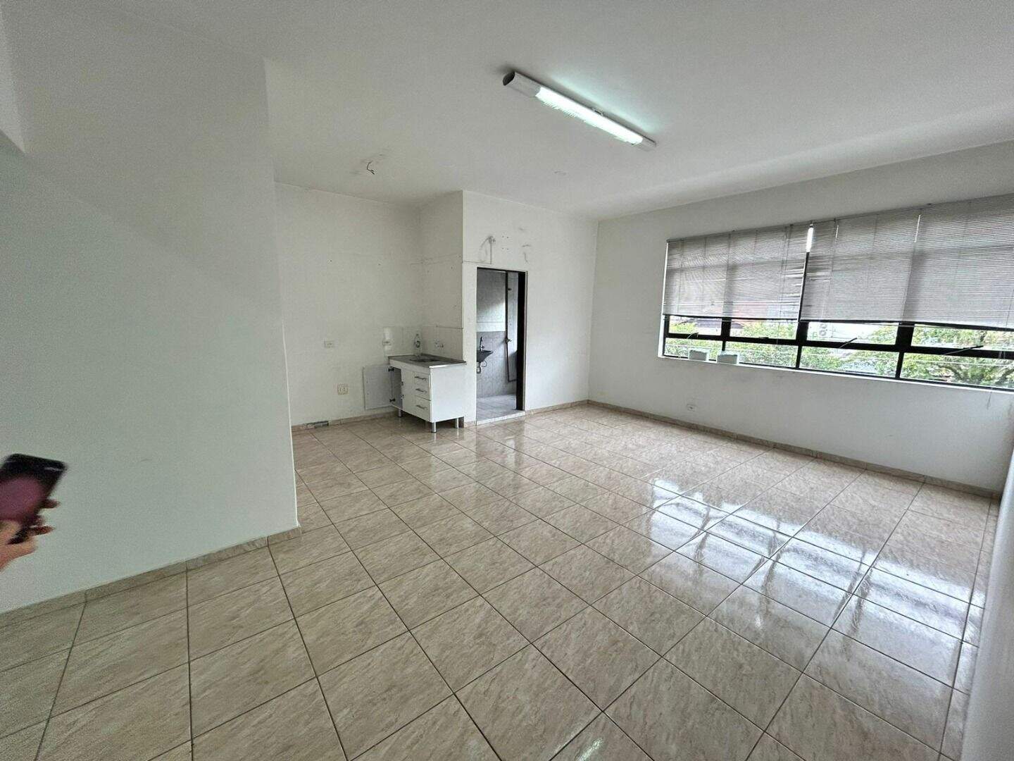 Sala para aluguel no Jardim Beatriz: 