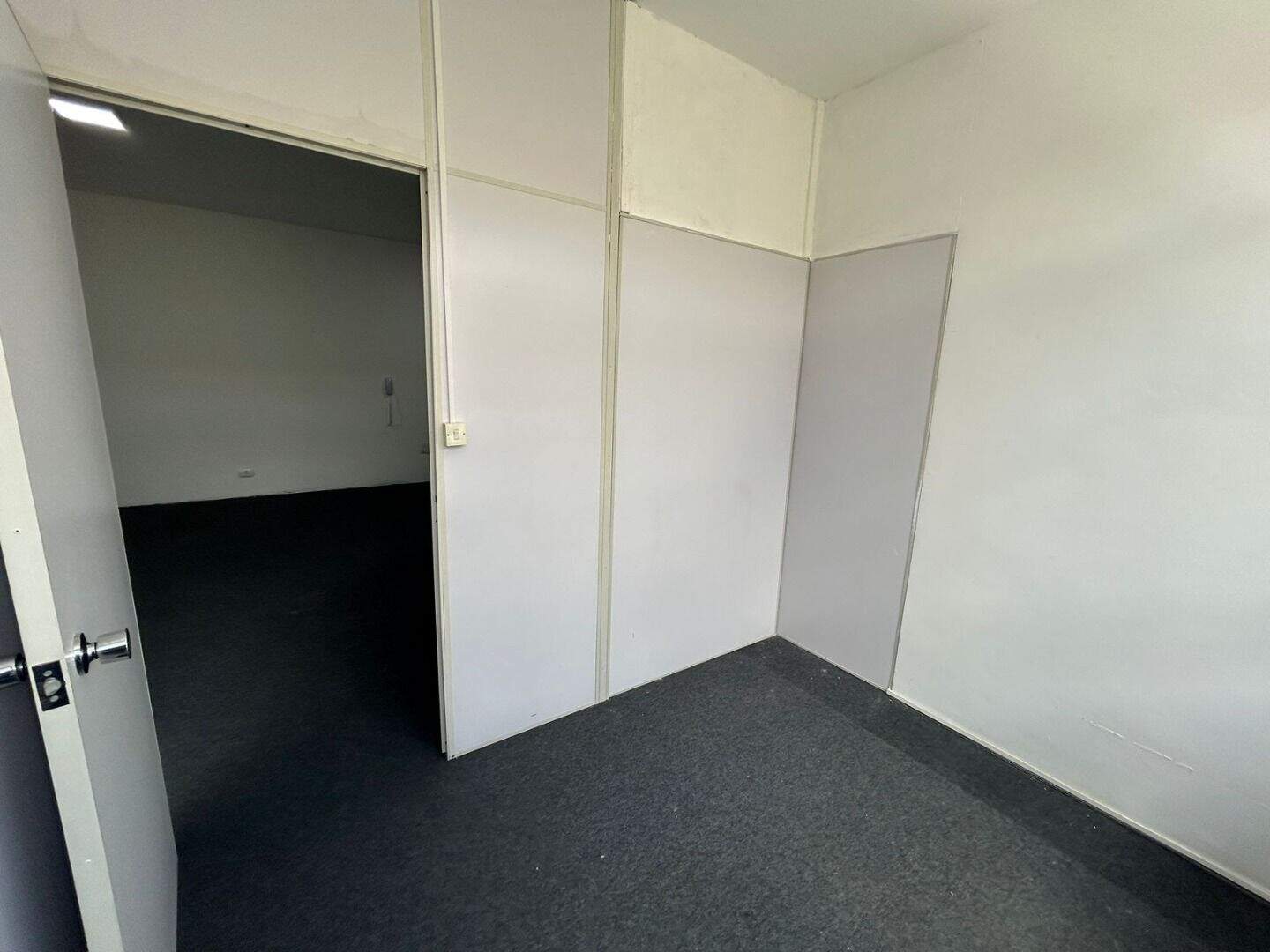 Sala para aluguel no Jardim Beatriz: 