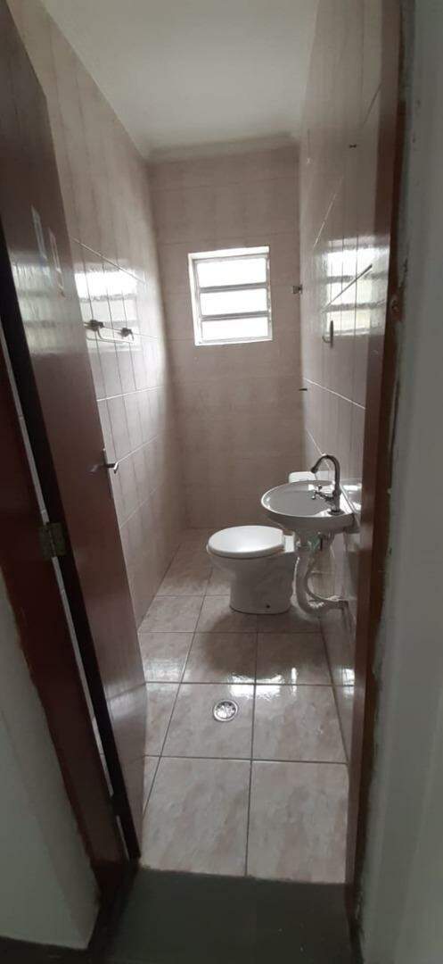 Sala para aluguel no Jardim Calux: 