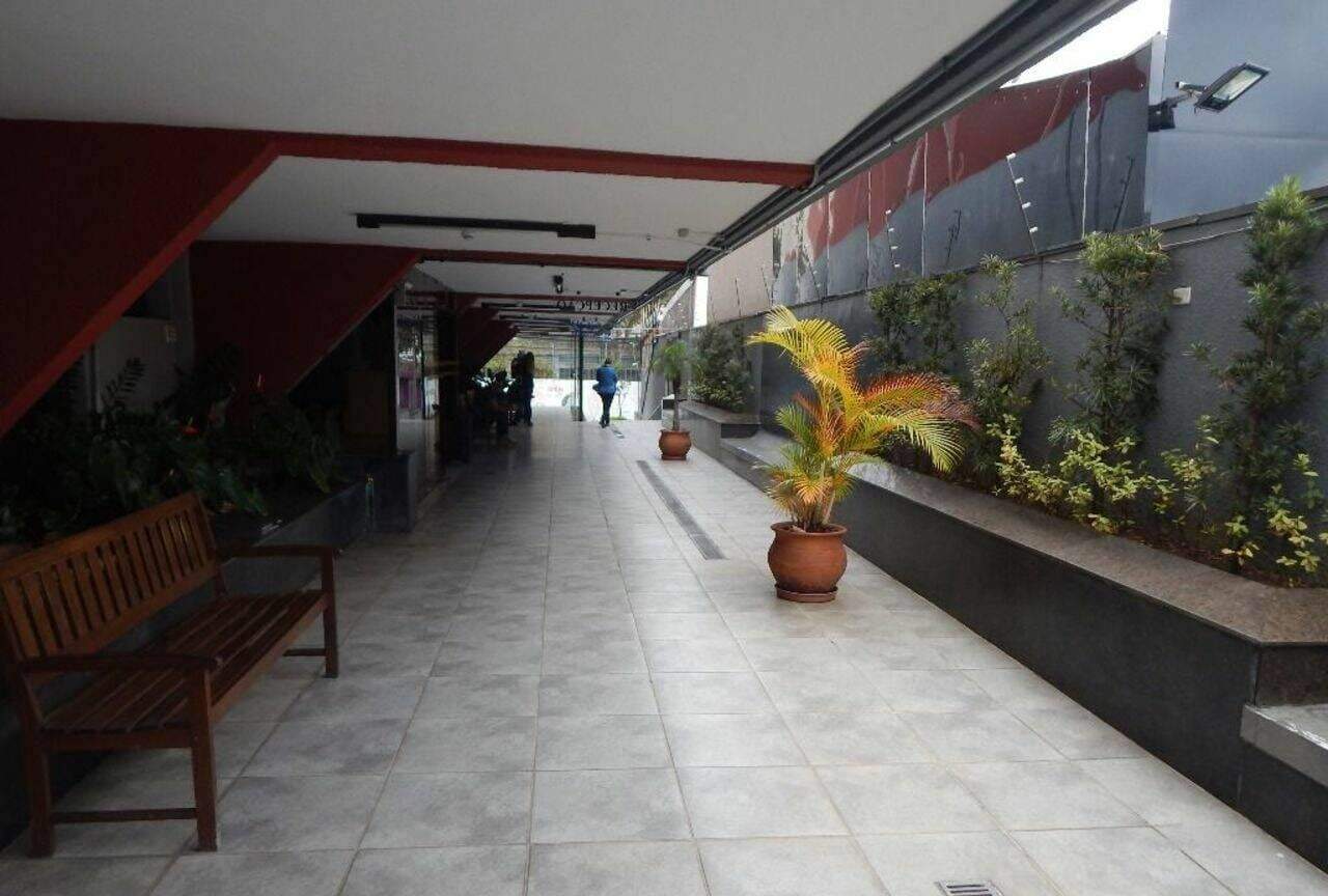 Sala à venda no Centro: 