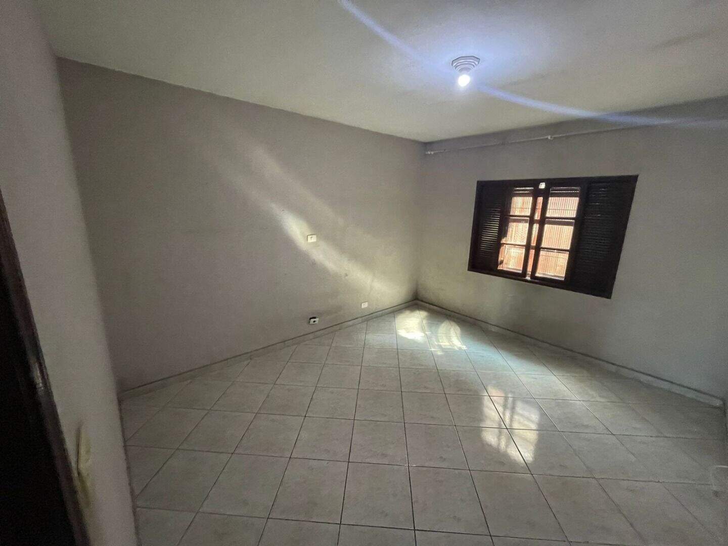 Salão à venda no Jardim Beatriz: 