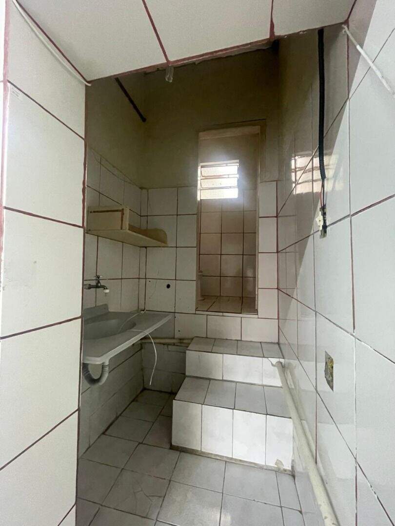 Salão para aluguel no Jardim Beatriz: 